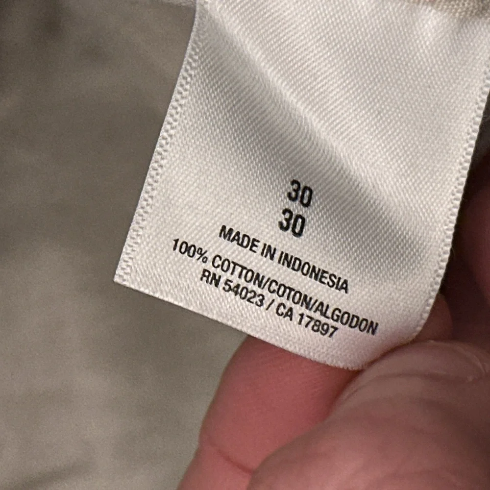 NEW GAP Broken-in Khakis Men's 30x30 Dark Gray Chino‎ Pants Straight Golf Cotton